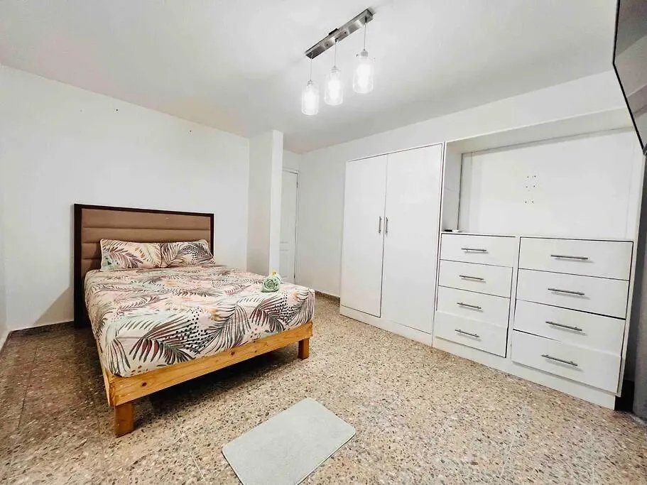 Modern 3 Bd ,Open Lounge, Priv Pool 'Casa Bamboo' Villa Cancun